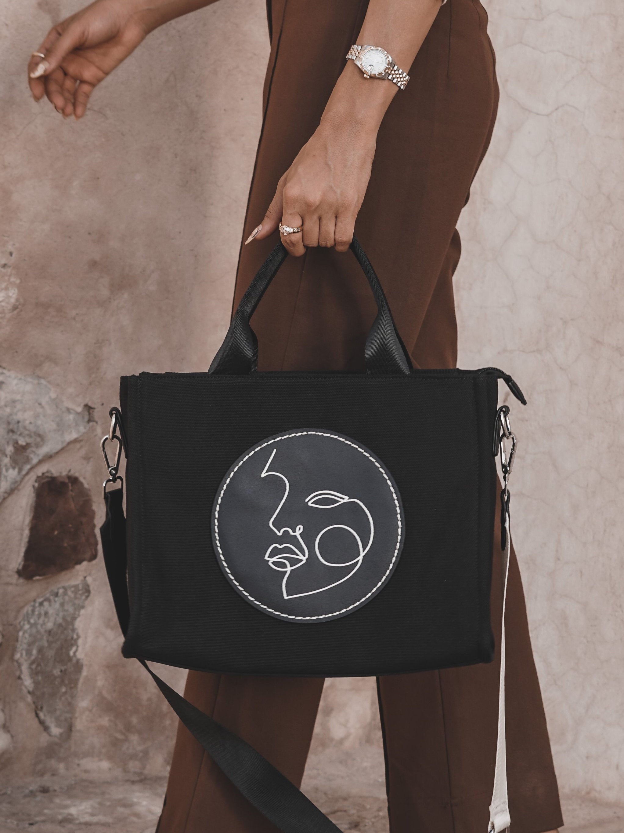 The Unseen Tote Bag